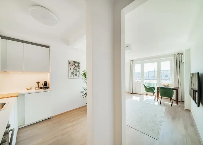 Zentrale 50m² 10 Gehminuten Vom Hauptbahnhof * Vienna